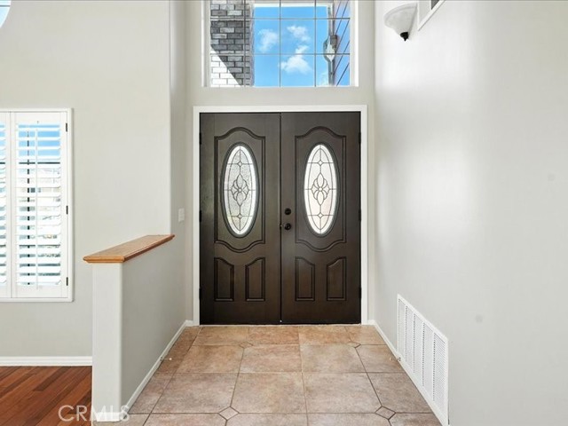 Detail Gallery Image 7 of 45 For 14433 Grandifloras Rd, Canyon Country,  CA 91387 - 4 Beds | 3 Baths