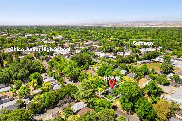 1029 Salem Street, Chico CA: https://media.crmls.org/medias/e18b2098-59a3-49ac-b171-59580873050e.jpg