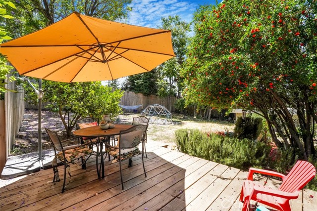 22960 Crespi Street, Woodland Hills CA: https://media.crmls.org/medias/e18b7741-6f1f-48f3-859e-970e6a36d3fe.jpg