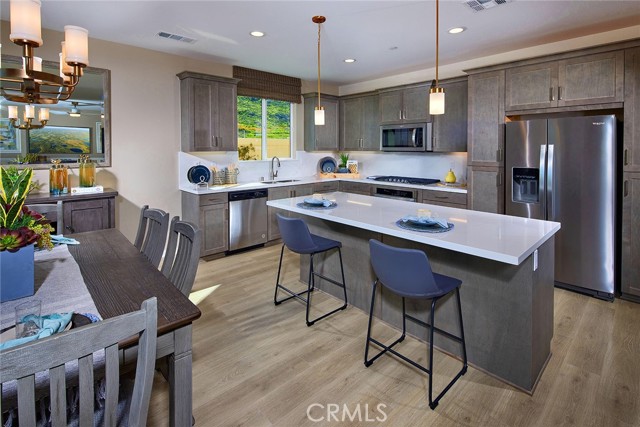 Detail Gallery Image 7 of 18 For 29610 Woodcreek Trl, Winchester,  CA 92596 - 5 Beds | 4 Baths