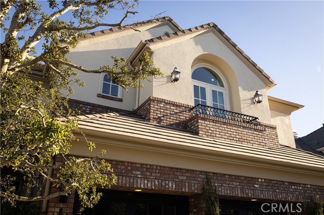 Detail Gallery Image 4 of 72 For 8 Gleneagles Dr, Newport Beach,  CA 92660 - 5 Beds | 5/1 Baths