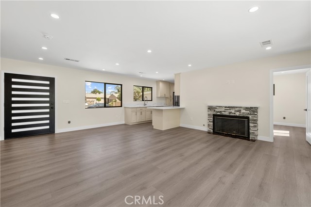 Detail Gallery Image 6 of 27 For 7341 Paso Robles Ave, Van Nuys,  CA 91406 - 3 Beds | 2 Baths