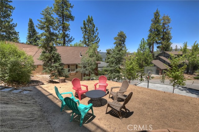 40564 Ironwood Road, Big Bear Lake CA: https://media.crmls.org/medias/e18d7b28-3238-4f2a-8cc6-ce91583a5e7c.jpg