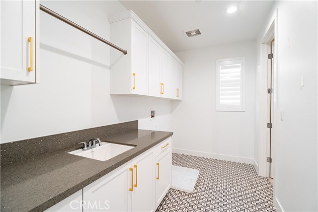 20043 Mersey Lane, Porter Ranch CA: https://media.crmls.org/medias/e18d9017-6888-4724-9069-9198b2fe33d2.jpg