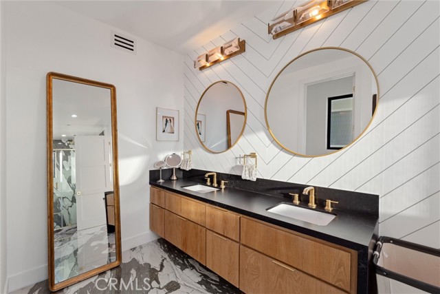 Detail Gallery Image 33 of 48 For 1504 Prospect Ave, Hermosa Beach,  CA 90254 - 4 Beds | 5 Baths