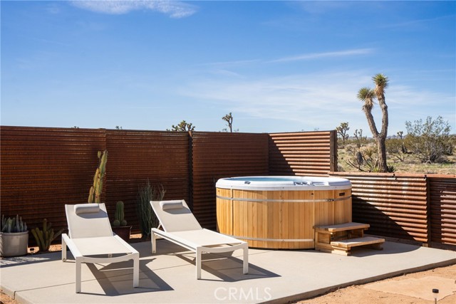 3170 Wesley Road, Joshua Tree CA: https://media.crmls.org/medias/e18f0153-417e-4138-bb1a-7ee7ebdaed18.jpg