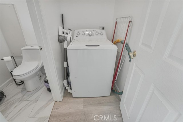 18352 Bessemer Street, Tarzana CA: https://media.crmls.org/medias/e18f3d58-4af3-4a0a-bab6-bc462d852b8e.jpg
