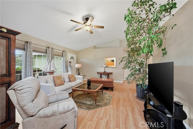 Detail Gallery Image 5 of 27 For 19072 Hidden Valley, Hidden Valley Lake,  CA 95467 - 3 Beds | 2 Baths