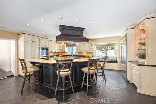 5092 Briarhill Drive, Yorba Linda CA: https://media.crmls.org/medias/e1905643-a7e8-411b-bb51-812d10f7e131.jpg