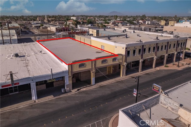 471 W Main Street, El Centro, California 92243, ,Commercial Sale,For Sale,471 W Main Street,CRDW22149732