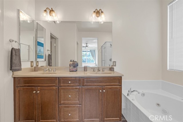 25019 Coral Canyon Road, Corona CA: https://media.crmls.org/medias/e1914f47-971d-48d9-93af-3ff42a1c4802.jpg