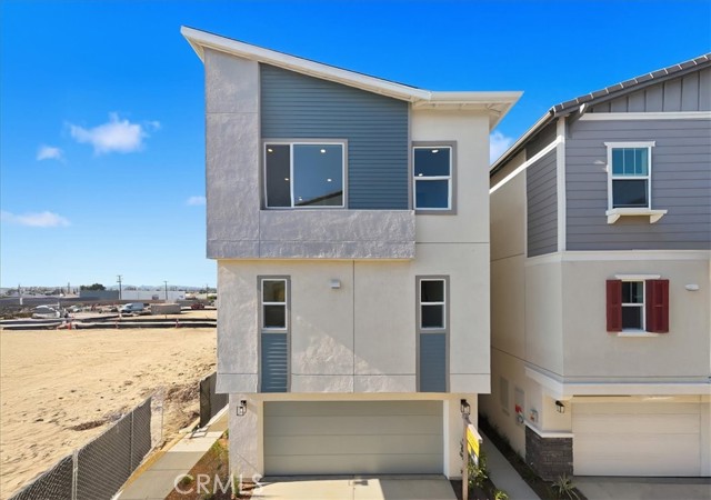 Front Image Thumbnail for CRIV25266320