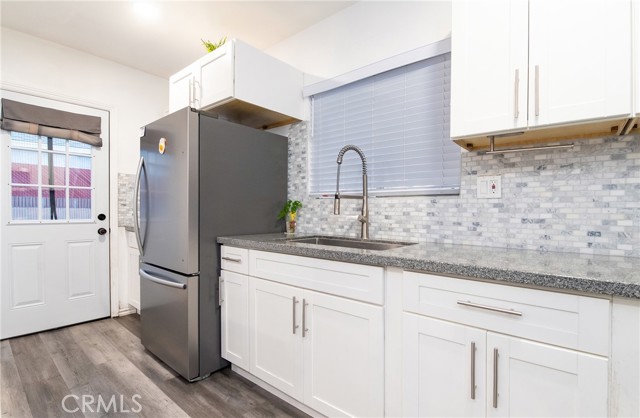 Detail Gallery Image 11 of 27 For 3980 Platt, Lynwood,  CA 90262 - 4 Beds | 2 Baths