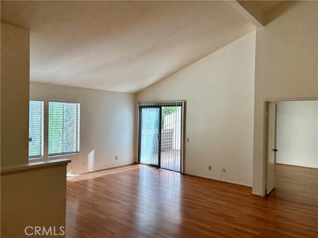 16521 Grunion Lane, Huntington Beach CA: https://media.crmls.org/medias/e1935184-f11c-43d5-9c29-96315621d3c6.jpg