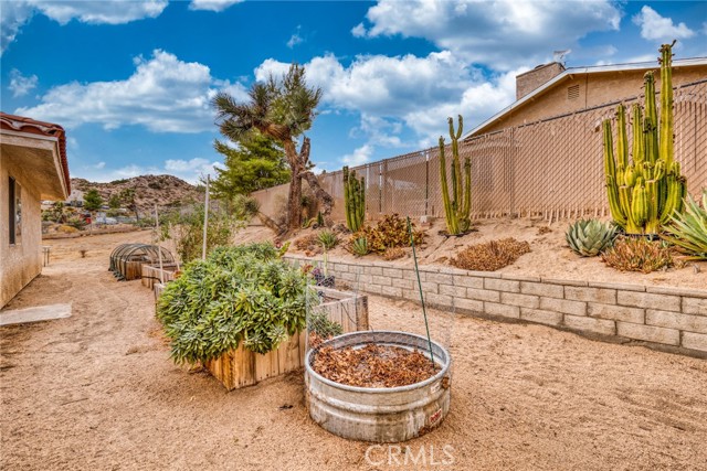 Detail Gallery Image 63 of 75 For 6140 Farrelo Rd, Yucca Valley,  CA 92284 - 3 Beds | 2 Baths