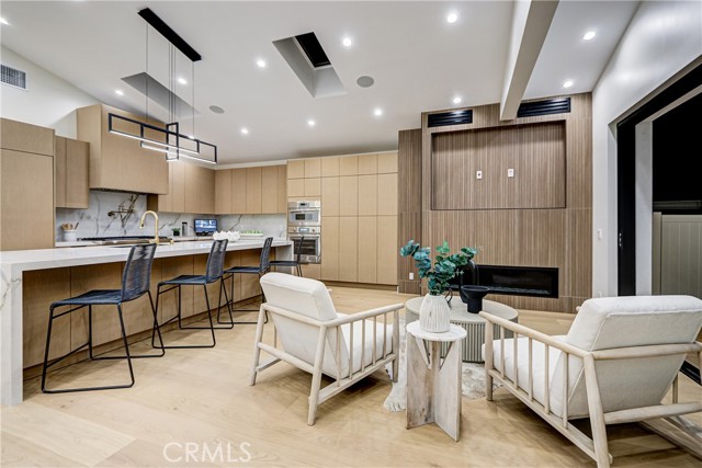 4609 Paseo De Las Tortugas, Torrance CA: https://media.crmls.org/medias/e19372b5-02c6-416d-a3a4-eaeb2dc2ac7b.jpg