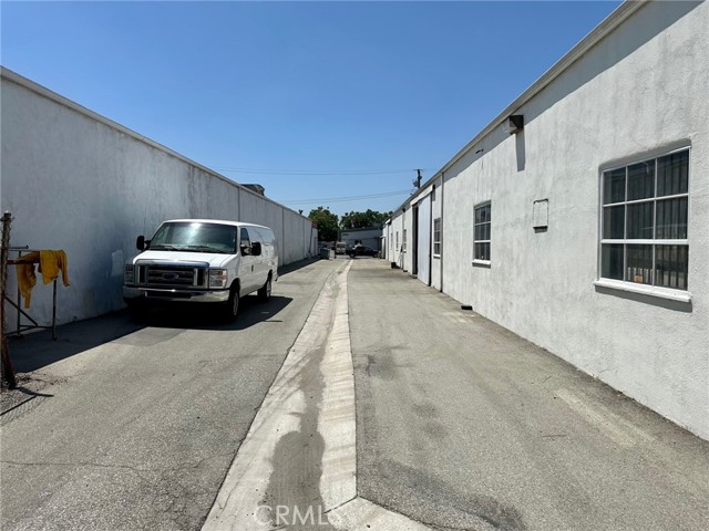 9733 Klingerman Street, South El Monte, California 91733, ,Commercial Lease,For Rent,9733 Klingerman Street,CRWS24132975