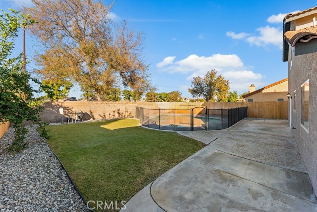 Detail Gallery Image 47 of 51 For 3910 Whirlwind Dr, Bakersfield,  CA 93313 - 3 Beds | 3 Baths