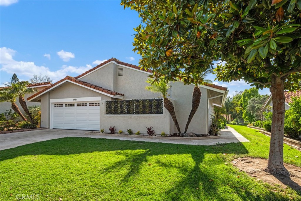 5437 Via Carrizo