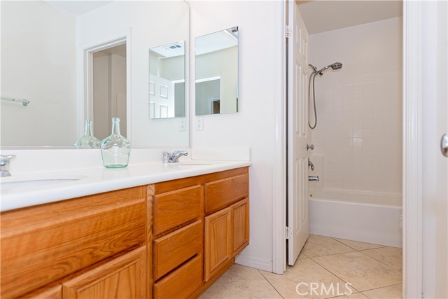 Detail Gallery Image 33 of 57 For 3607 Mountain Shadows Ct, Palmdale,  CA 93551 - 3 Beds | 3 Baths