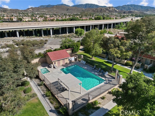 17910 River Circle, Canyon Country CA: https://media.crmls.org/medias/e1961018-d08a-45af-a973-87783c036c02.jpg
