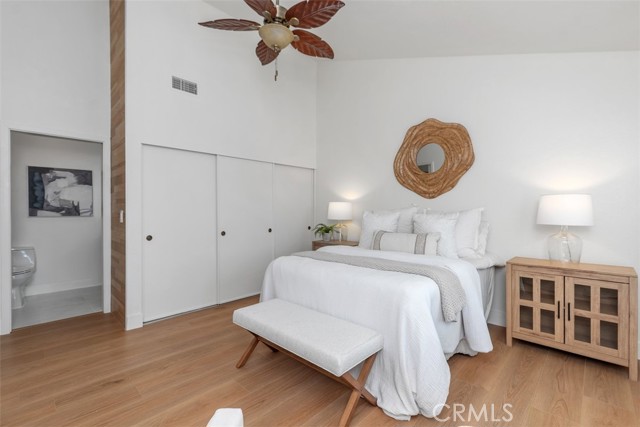 270 Old Ranch Road, Seal Beach CA: https://media.crmls.org/medias/e196488a-1644-4299-b1ce-ed3995d410e5.jpg