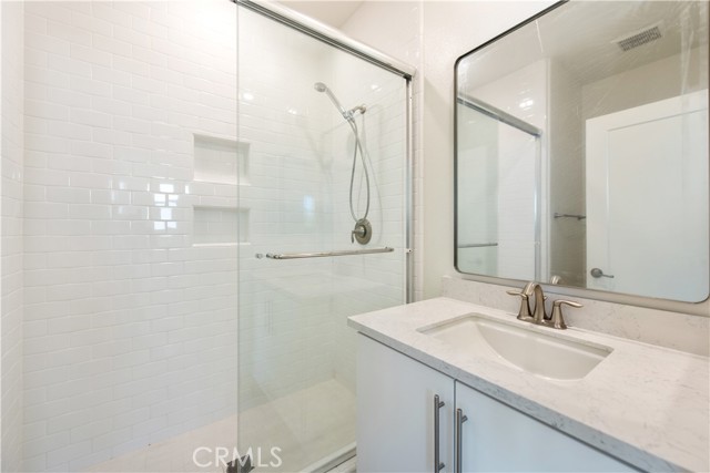 Detail Gallery Image 26 of 32 For 150 Fixie, Irvine,  CA 92618 - 3 Beds | 3/1 Baths