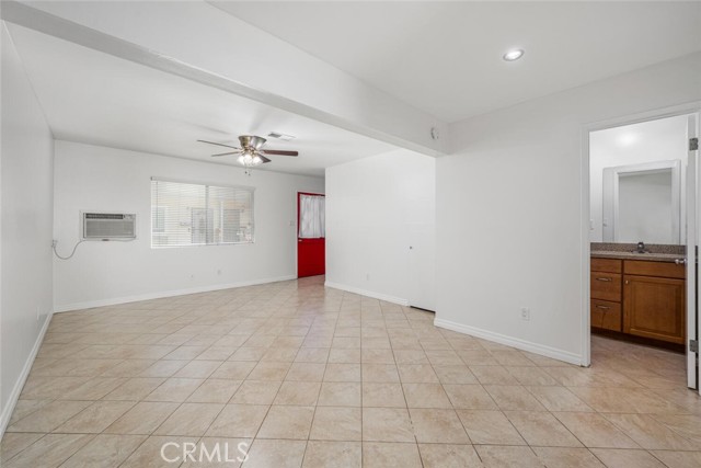 Detail Gallery Image 8 of 40 For 8798 Valley View #B,  Buena Park,  CA 90620 - 2 Beds | 1/1 Baths