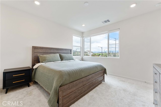 Detail Gallery Image 7 of 27 For 3740 S Allston Paseo #7,  Ontario,  CA 91761 - 3 Beds | 2/1 Baths