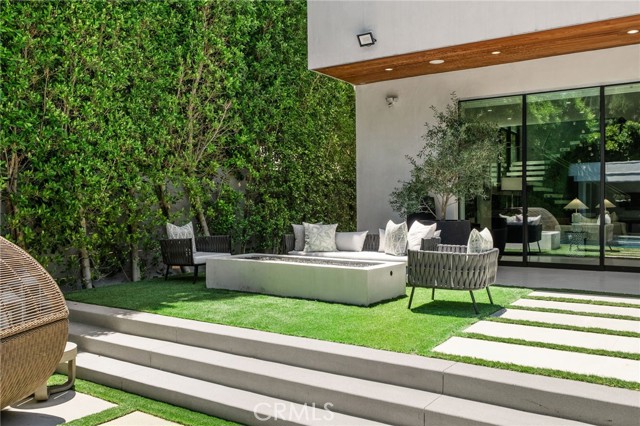 Detail Gallery Image 57 of 59 For 15231 Greenleaf St, Sherman Oaks,  CA 91403 - 6 Beds | 7/1 Baths