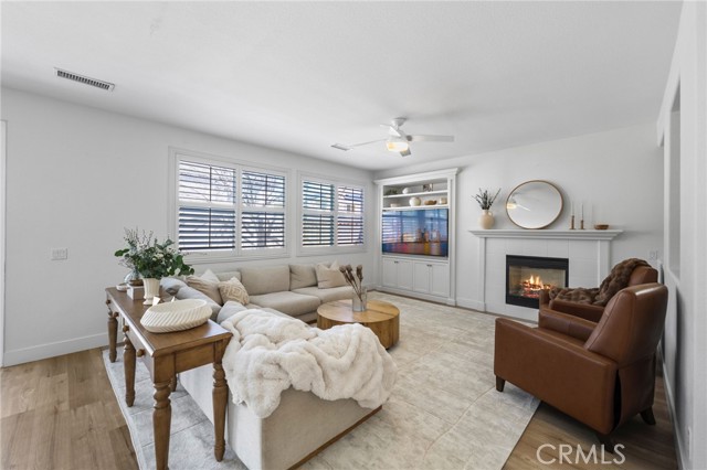 Detail Gallery Image 4 of 69 For 45511 Seagull Way, Temecula,  CA 92592 - 5 Beds | 4 Baths