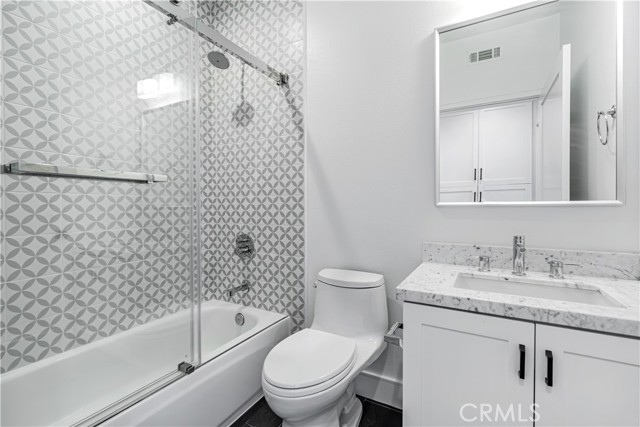 E198a674 35d0 4e21 92cf 913ef8795f34