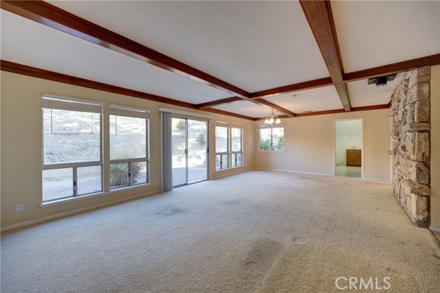 6305 Portola Road, Atascadero CA: https://media.crmls.org/medias/e19963fe-14c8-40ec-bafe-945045dc462d.jpg