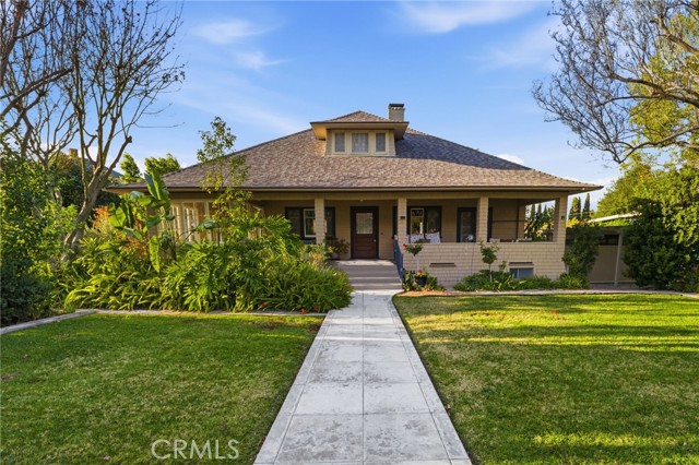 Detail Gallery Image 2 of 56 For 1200 Cedar Ave, Redlands,  CA 92373 - 5 Beds | 3 Baths