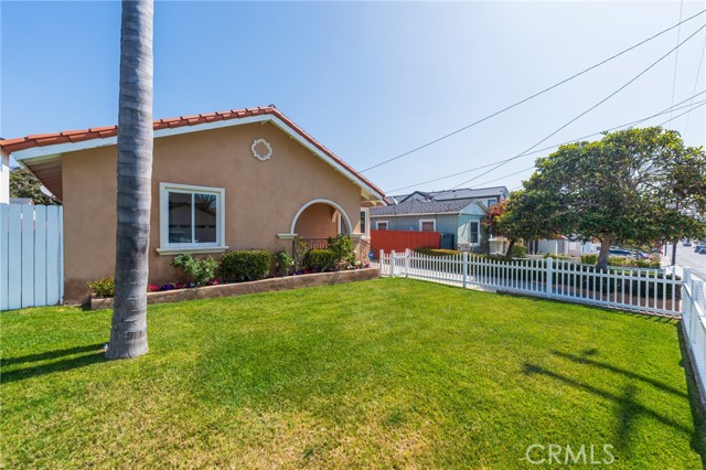 2103 Belmont Lane, Redondo Beach CA: https://media.crmls.org/medias/e199ca3c-82dd-4c9d-a42f-be16316d5c00.jpg