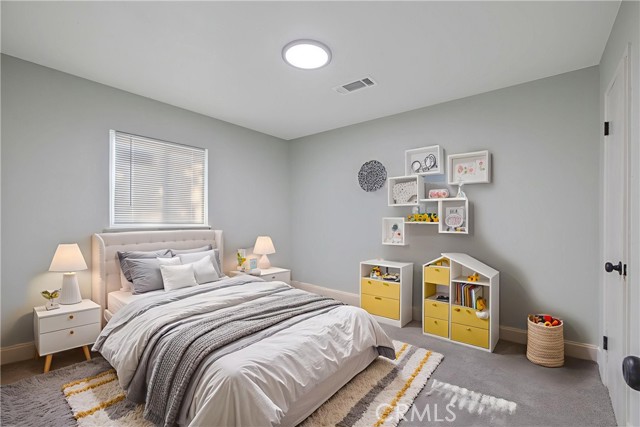 Detail Gallery Image 20 of 27 For 2452 S Holloway Ave, Fresno,  CA 93725 - 3 Beds | 1 Baths
