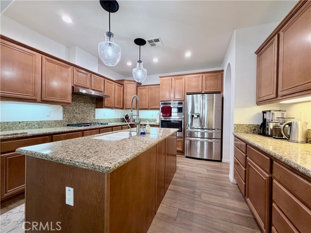 Detail Gallery Image 15 of 71 For 46302 Lone Pine Dr, Temecula,  CA 92592 - 4 Beds | 3 Baths