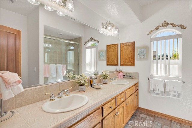 Detail Gallery Image 22 of 56 For 19985 Red Feather, Apple Valley,  CA 92307 - 3 Beds | 2/1 Baths