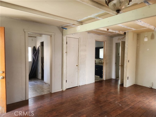 23913 Inspiration Road, Crestline CA: https://media.crmls.org/medias/e19c9347-777e-41e7-b5a0-ad8bd45de181.jpg