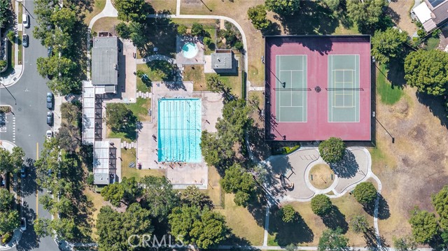 14181 Moore Ct., Irvine CA: https://media.crmls.org/medias/e19ccaba-3d57-42ed-be53-e0bab7e85497.jpg