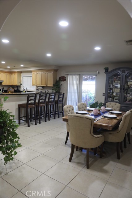 Detail Gallery Image 15 of 21 For 9672 52nd, Jurupa Valley,  CA 92509 - 4 Beds | 2 Baths