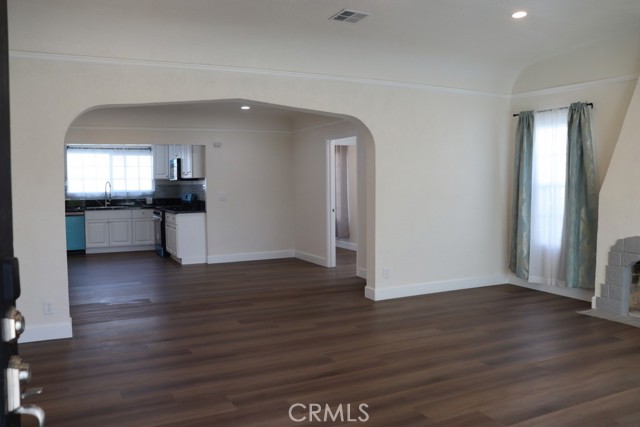 Detail Gallery Image 28 of 75 For 1917 W 74th, Los Angeles,  CA 90047 - 4 Beds | 3 Baths