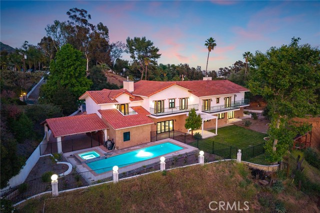 255 El Cielo Lane, Bradbury CA: https://media.crmls.org/medias/e19df6cf-87d1-483f-a05d-3d5c93104679.jpg