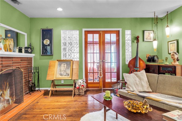 Detail Gallery Image 7 of 31 For 5425 Halbrent, Sherman Oaks,  CA 91411 - 3 Beds | 2 Baths