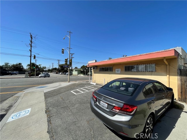 16428 Clark Avenue, Bellflower, California 90706, ,Commercial Sale,For Sale,16428 Clark Avenue,CRDW23190898