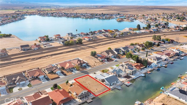 Detail Gallery Image 10 of 13 For 26938 Lakeview, Helendale,  CA 92342 - – Beds | – Baths