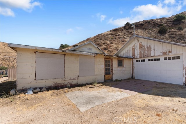 13684 Sierra, Agua Dulce, California 91390, ,Single Family Residence,For Sale,Sierra,SR24166557