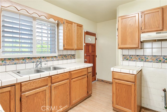 Detail Gallery Image 14 of 21 For 640 W 29th, San Bernardino,  CA 92405 - 2 Beds | 1 Baths