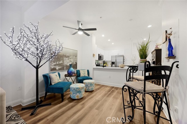 Detail Gallery Image 8 of 41 For 3148 Watermarke Pl, Irvine,  CA 92612 - 1 Beds | 1 Baths