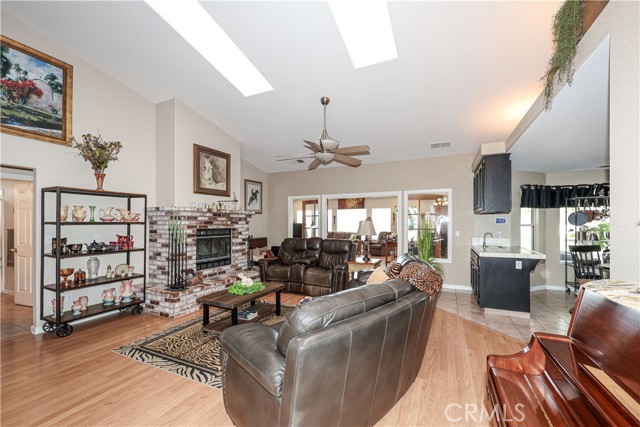 Detail Gallery Image 16 of 70 For 9470 Sunset Dr, Atwater,  CA 95301 - 3 Beds | 2/1 Baths